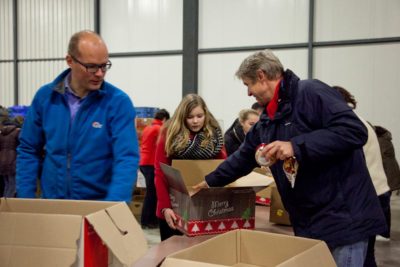 Inpakavond Kerstpakkettenactie Zwolle 2015