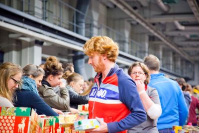 Inpakavond Kerstpakkettenactie Zwolle 2015