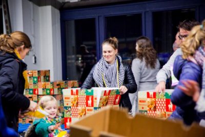 Inpakavond Kerstpakkettenactie Zwolle 2015