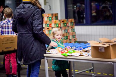 Inpakavond Kerstpakkettenactie Zwolle 2015