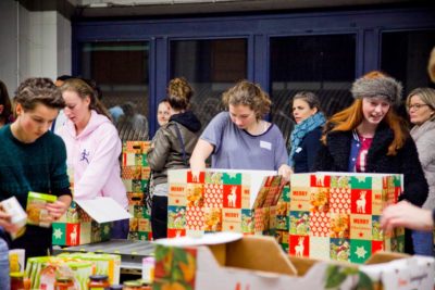 Inpakavond Kerstpakkettenactie Zwolle 2015