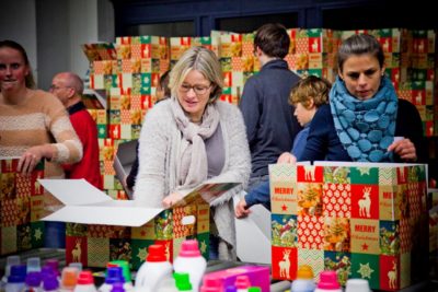 Inpakavond Kerstpakkettenactie Zwolle 2015